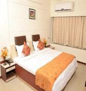 Presidency Landmark Hotel Daman Esterno foto